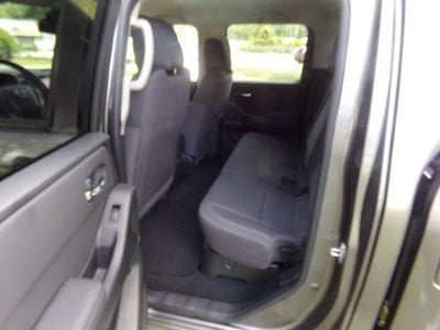 2024 Nissan Frontier SV