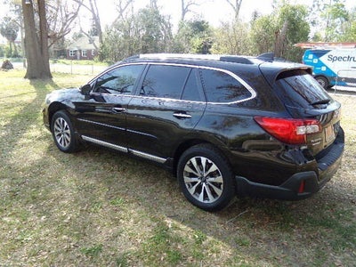 2019 Subaru Outback 2.5i Touring