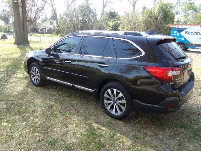 2019 Subaru Outback 2.5i Touring