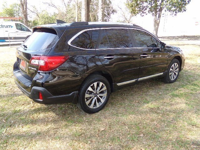2019 Subaru Outback 2.5i Touring